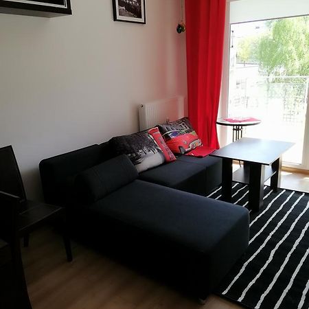 Karmazynowy Apartament Nad Morzem Kołobrzeg Exterior foto