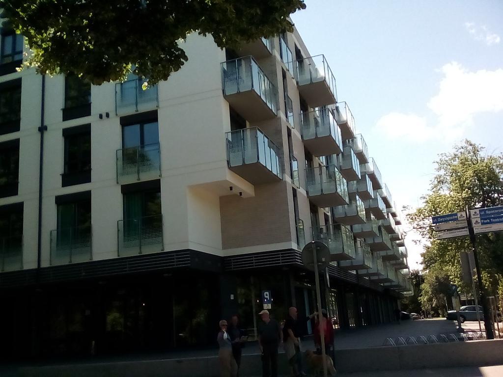 Karmazynowy Apartament Nad Morzem Kołobrzeg Exterior foto