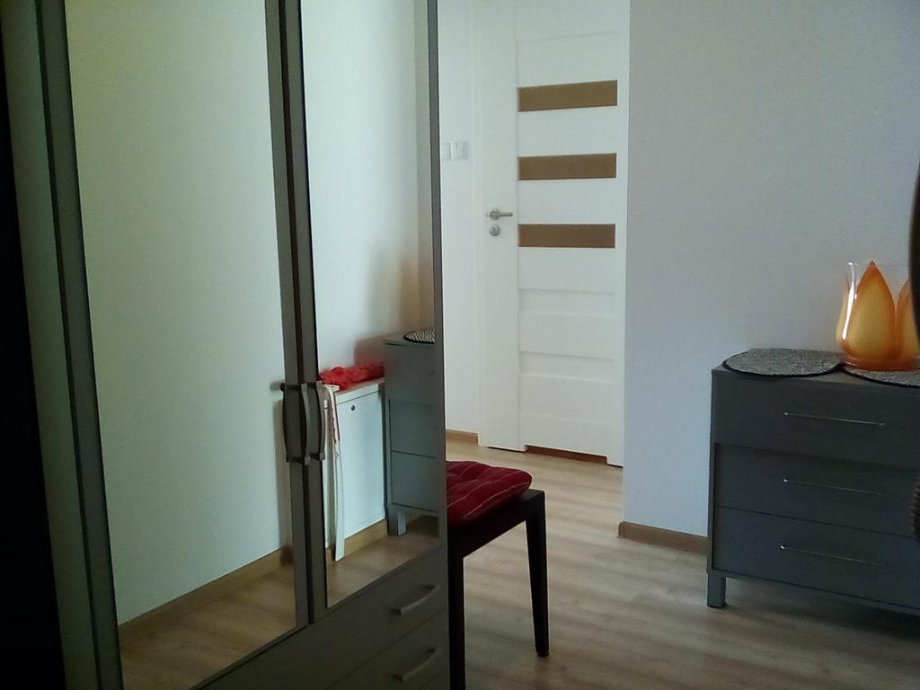 Karmazynowy Apartament Nad Morzem Kołobrzeg Exterior foto