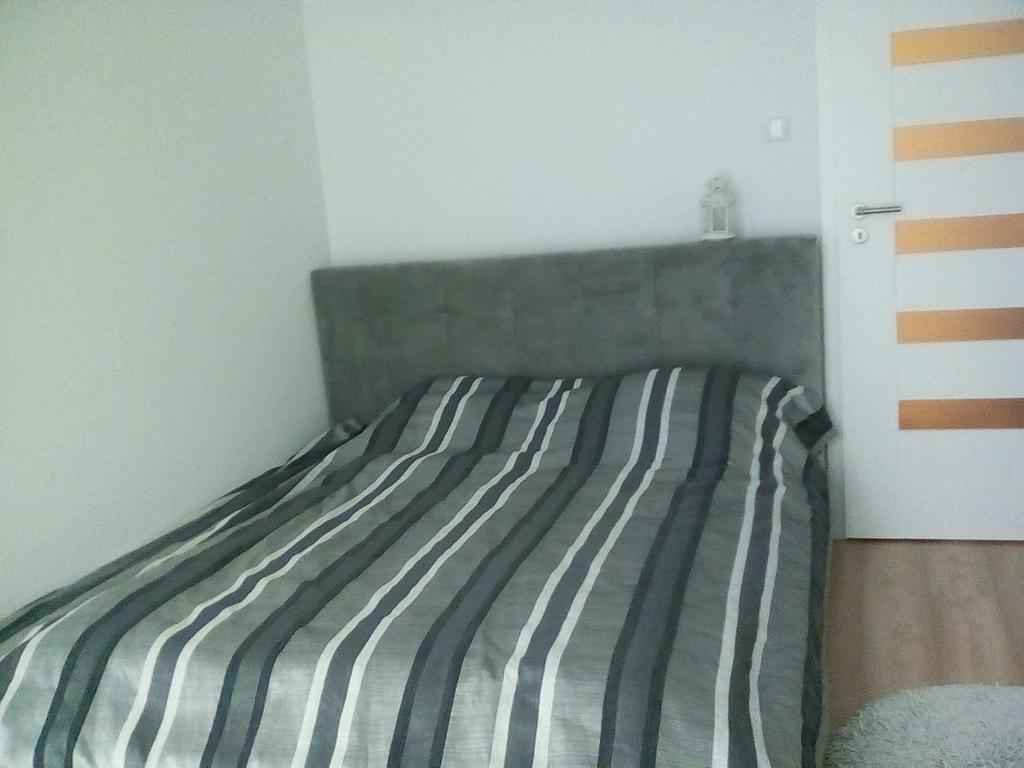 Karmazynowy Apartament Nad Morzem Kołobrzeg Exterior foto
